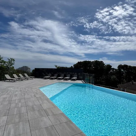 Apartment, Rooftop Pool, Gym & Garden